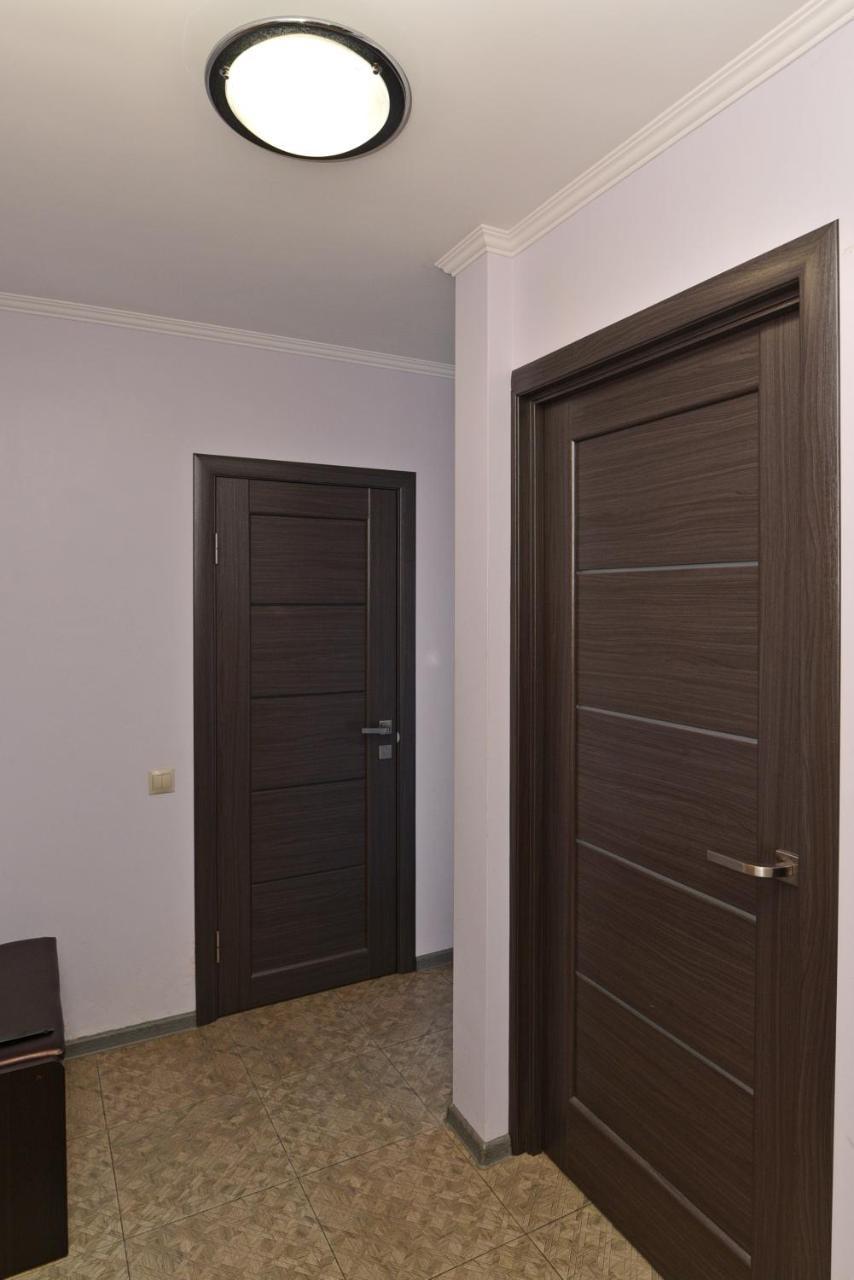 Apartament On Vasylia Lypkivskoho 24 Kyiv Exterior photo